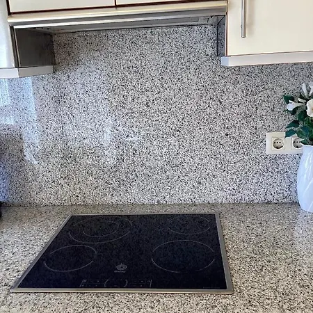 Atico Con Terraza Apartamento *